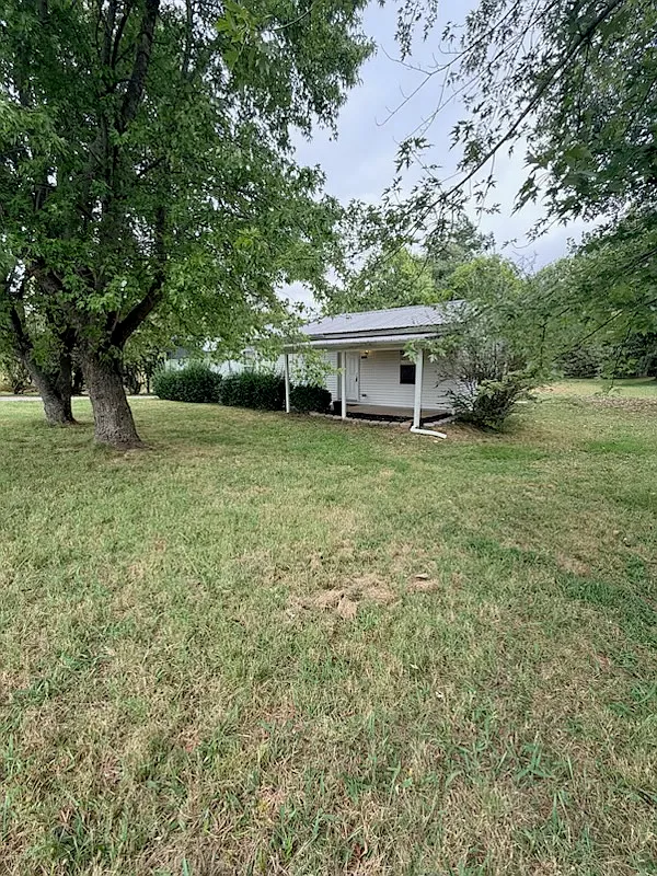 2 bed, 912 sqft, $1,000 — Photo 1