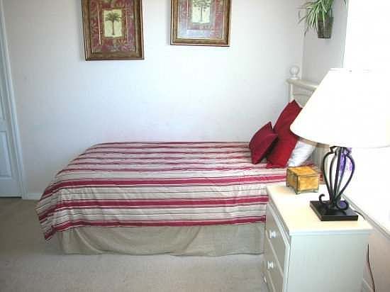 SC5P17905WW-7fullbedroom