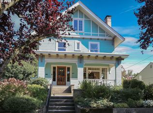 608 NE Laurelhurst Pl, Portland, OR