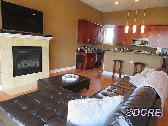 2nd image of 7453 N Western Ave APT 2