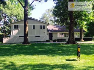 3920 W 86th St, Prairie Village, KS 66207