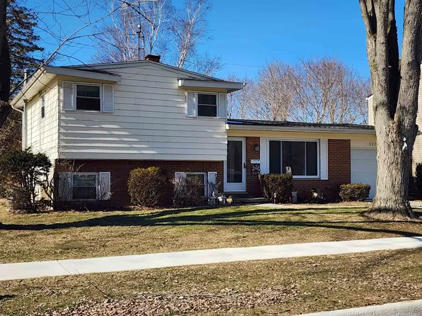 5226 Winshall Dr, Swartz Creek, MI 48473