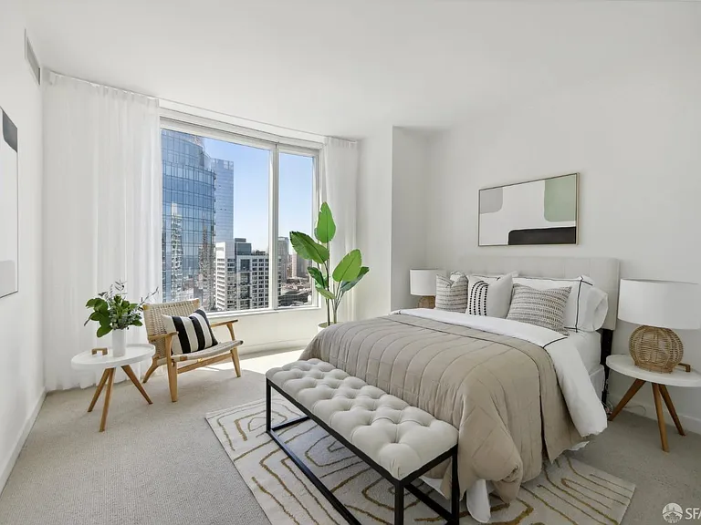 301 Main St #27F — Photo 8