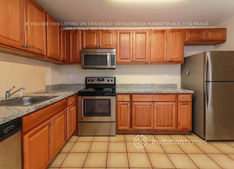 3944 NW 2nd Ct — Photo 6