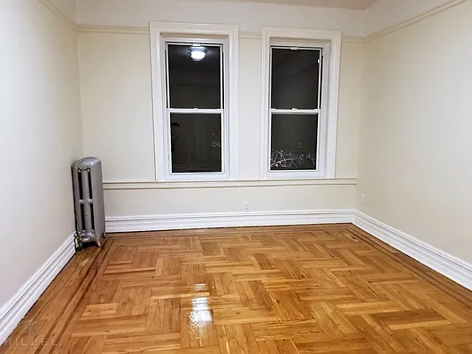 Rented by Hillel Realty Group | media 13