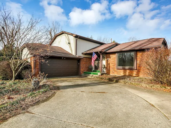 704 Covered Bridge Rd, Greenwood, IN 46142