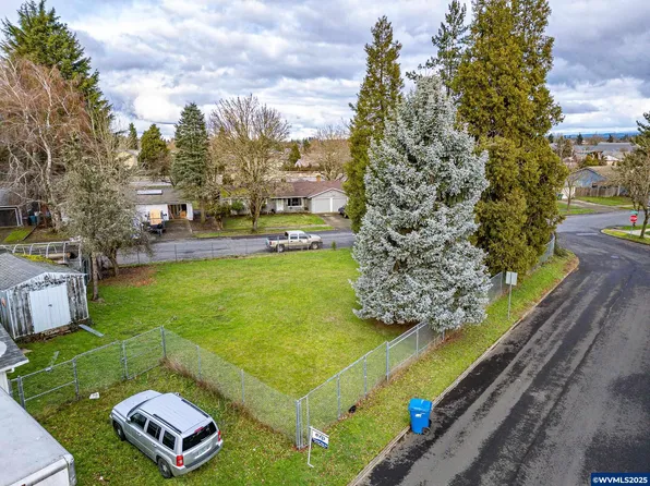 4585 Cranston St SE, Salem, OR 97317