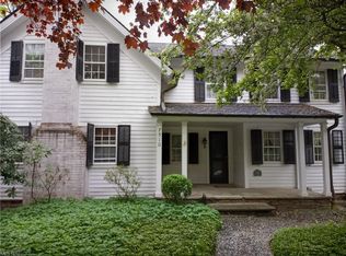 7510 Old Mill Rd, Gates Mills, OH 44040