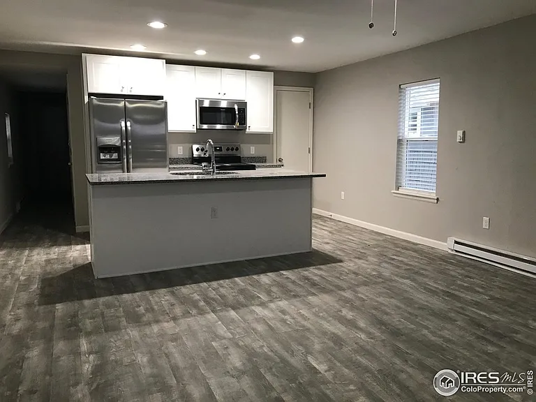 705 N 2nd St — Photo 3