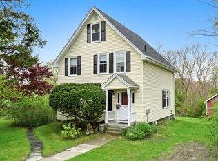 67 High St, Gloucester, MA 01930