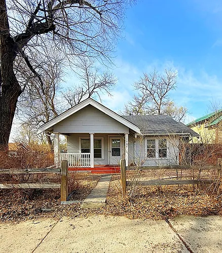 1701 W Kiowa St Photo 1