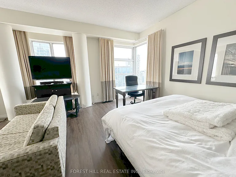 1 King St W #3203 — Photo 10