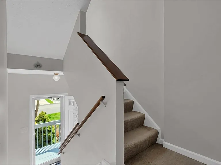 Sunset Cir — Photo 14