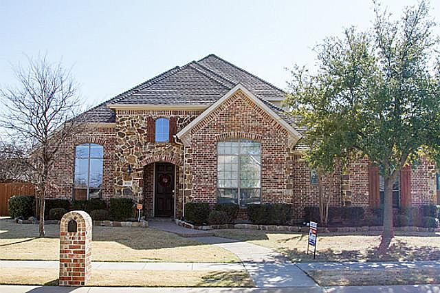 1st image of 1020 Willowmist Dr