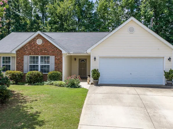 14 Granite Woods Way, Greer, SC 29650