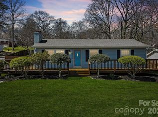 93 English Dr, Candler, NC 28715