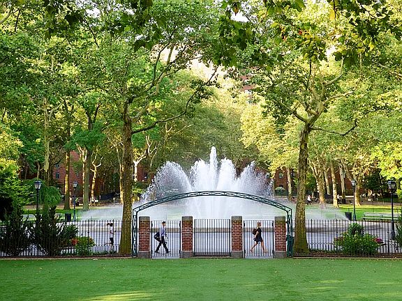 5th image of 16 Stuyvesant Oval APT 3H