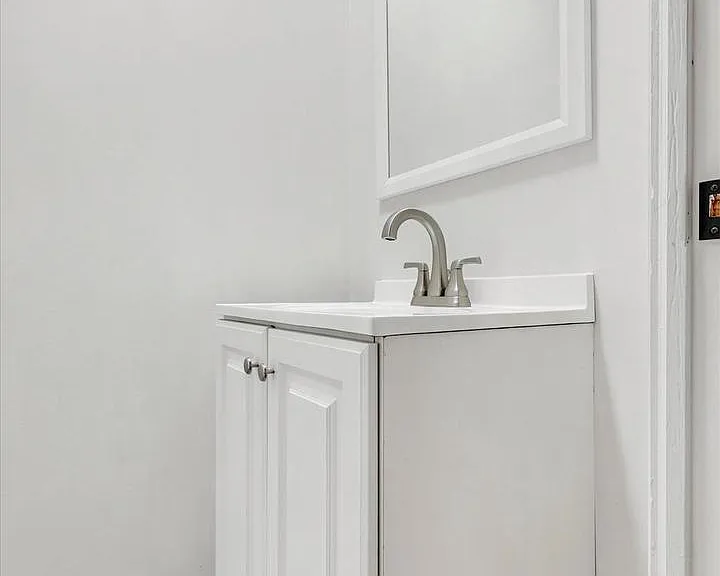 6 Janice Dr — Photo 12