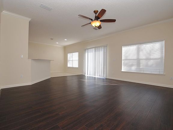 2nd image of 417 Southwood Way