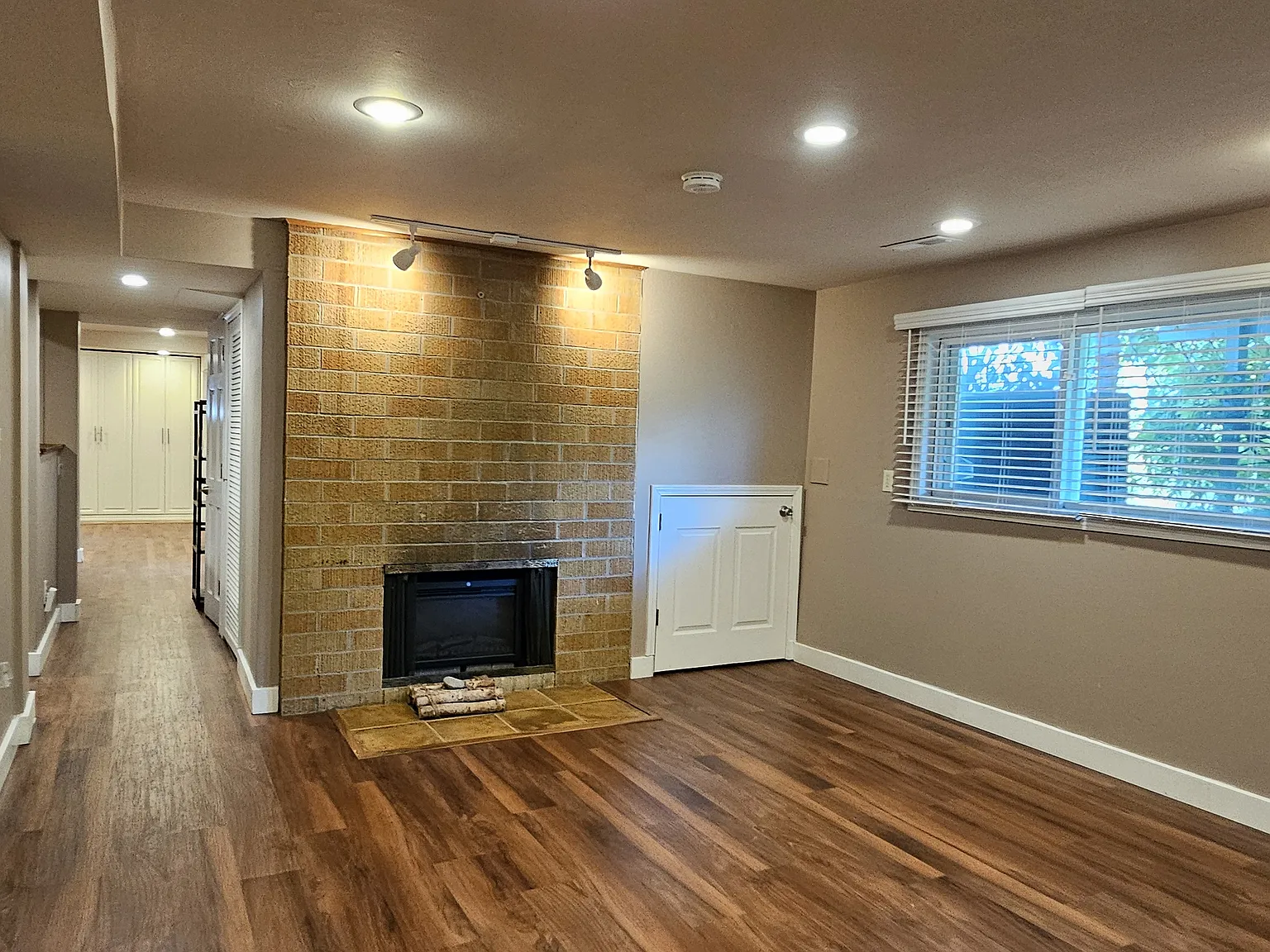 1324 S 210th St — Photo 3