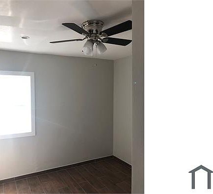 4th image of 11818 S Main St #3