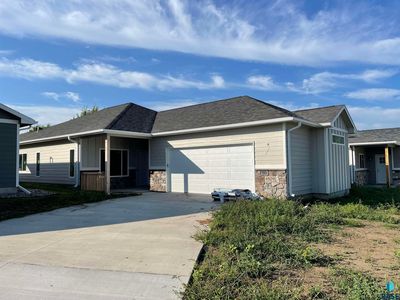 4509 W 34th St N, Sioux Falls, SD, 57107