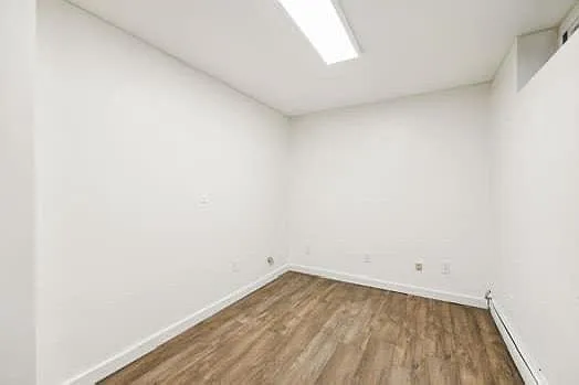 501 Russell Ave N #L — Photo 15