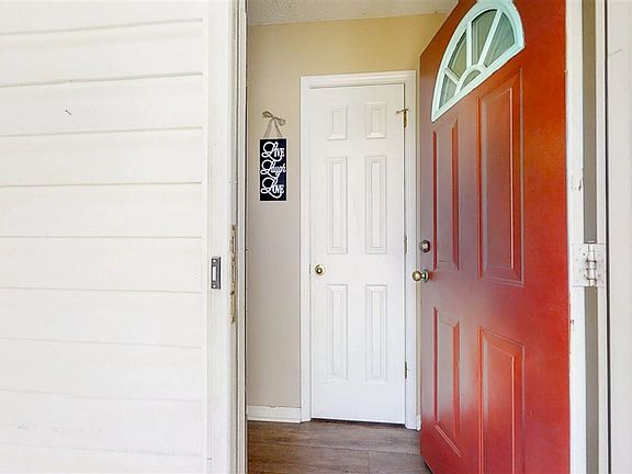 5th image of 783 Cool Creek Dr