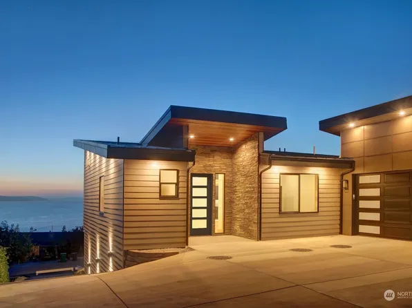 272 Burke Drive, Camano Island, WA 98282