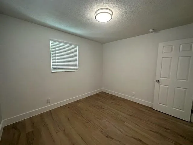 5911 NE 18th Ave #4 — Photo 25