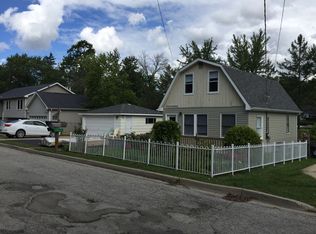 324 Shady Ln, Mundelein, IL 60060