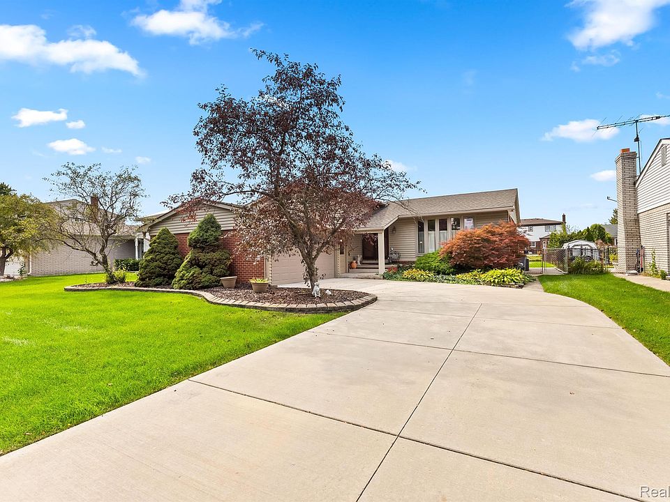 1st image of 36675 La Marra Dr