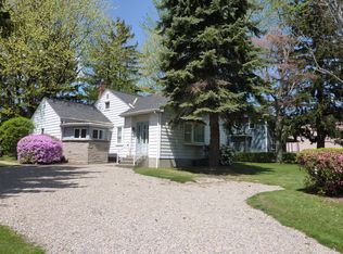 110 Foxwood Rd, Coraopolis, PA 15108