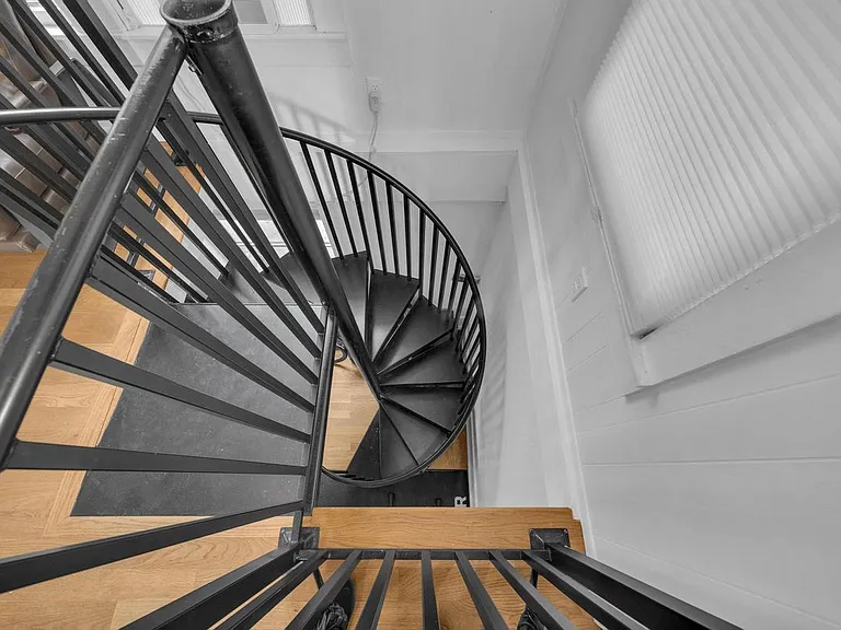 4302 Avenue G #C — Photo 12