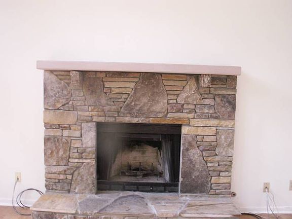 3rd image of 8785 Lake Dr