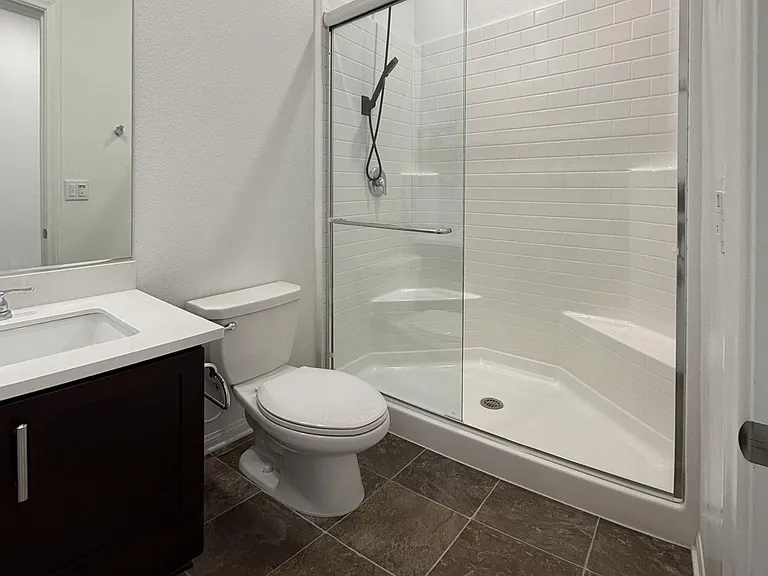 1685 Camellia Ln — Photo 10