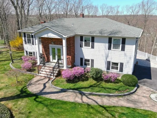 9 Crest Dr, Randolph Twp., NJ 07869