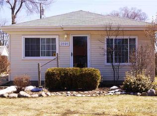 3191 Gerald Ave, Rochester Hills, MI 48307