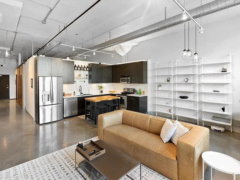 730 Stinson Blvd #221 — Photo 3