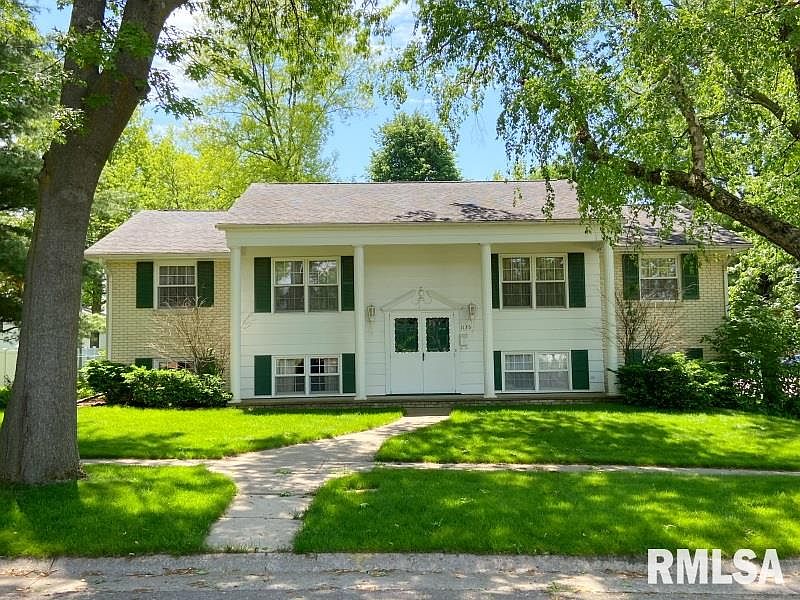 1st image of 1135 4th St