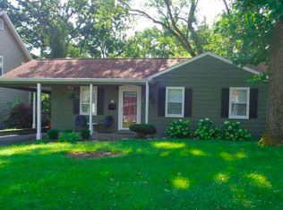 27 Chestnut Hill Ln, Saint Louis, MO
