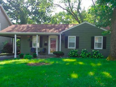 27 Chestnut Hill Ln, Saint Louis, MO, 63119