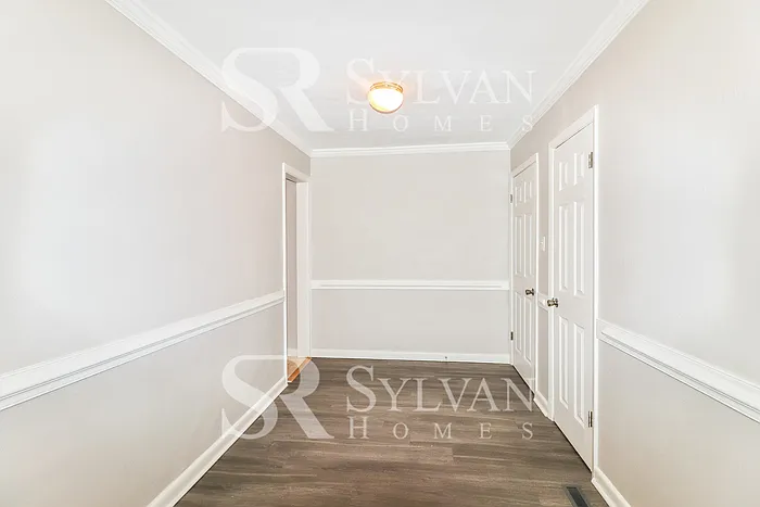 521 Weaver Cir — Photo 11