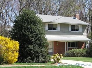 5305 Southampton Dr, Springfield, VA 22151