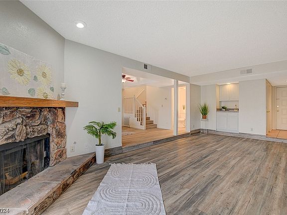 2nd image of 3359 Vema Dr