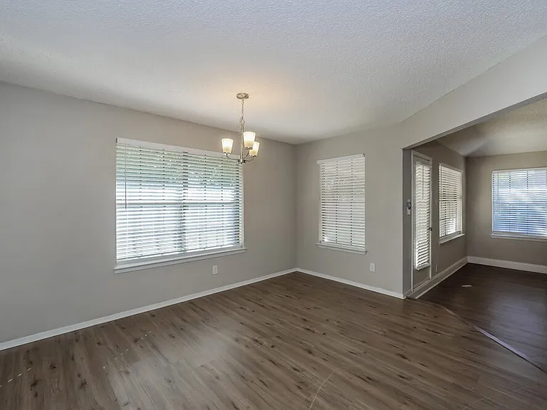 5732 Bermuda Dr — Photo 6