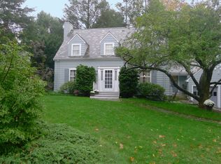 17 Trinity Ter, Newton, MA 02459