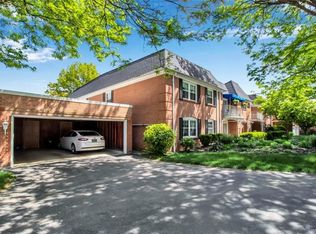 105 Homer Ln APT C, Amherst, NY 14221