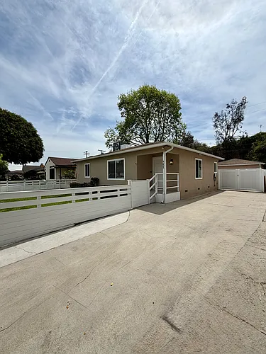 4225 Tuller Ave Photo 1