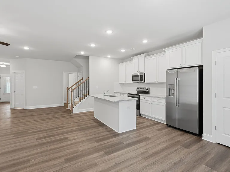 2260 Chant St — Photo 24